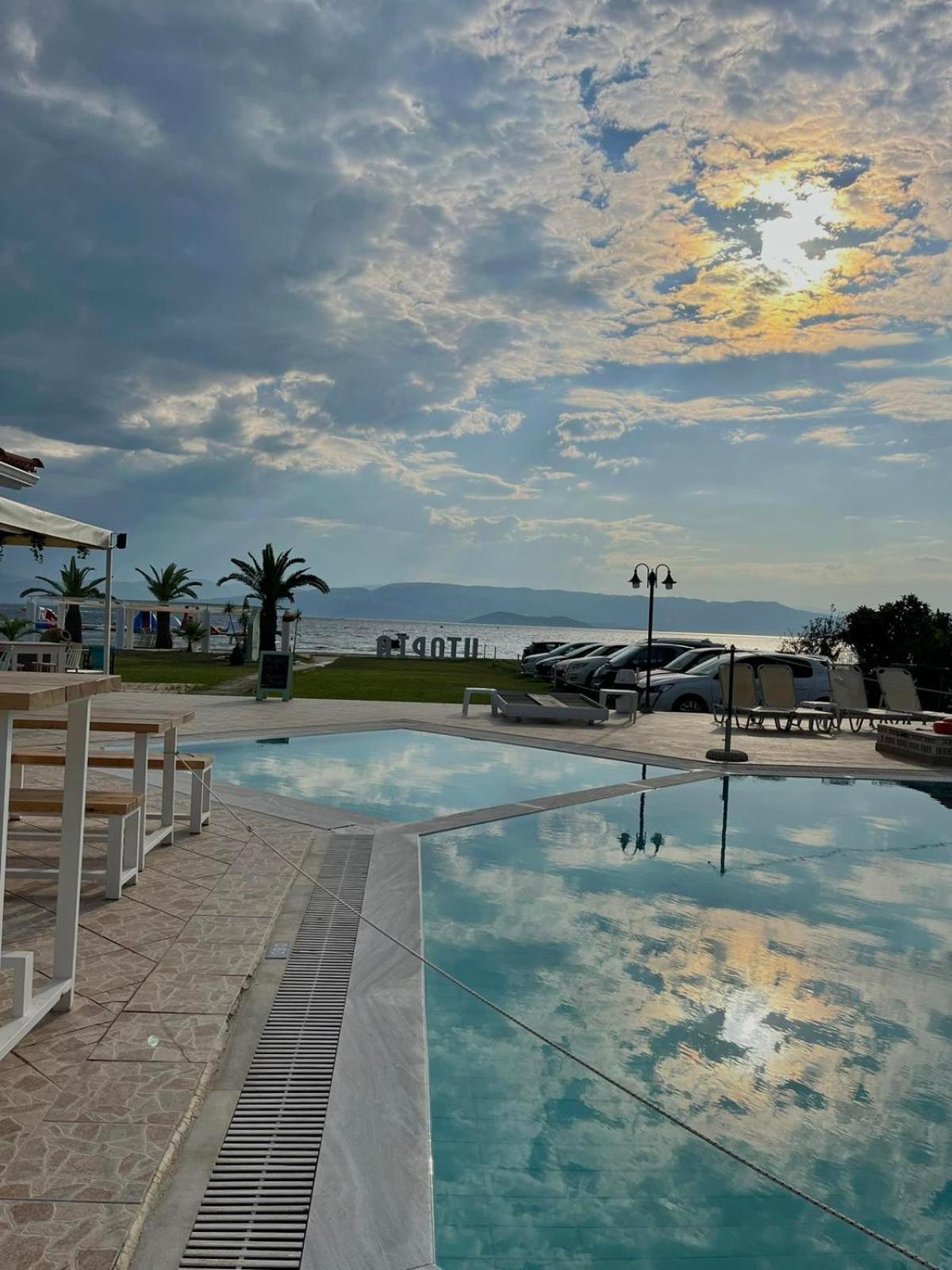 Umbrella Beach Apartments Kávos Екстериор снимка