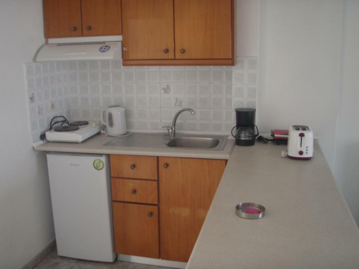 Umbrella Beach Apartments Kávos Екстериор снимка
