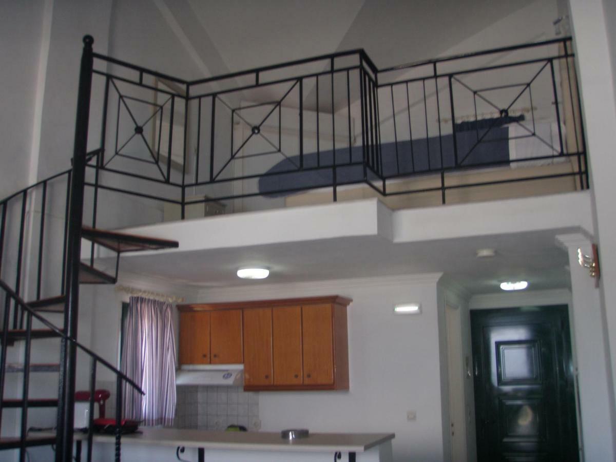 Umbrella Beach Apartments Kávos Екстериор снимка